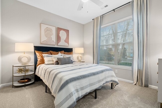 Hawthorne at the Greene in Charlotte, NC - Foto de edificio - Building Photo