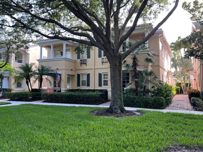 3368 Greenway Dr in Jupiter, FL - Building Photo - Building Photo