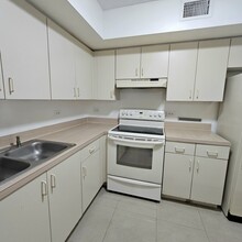 3600 N 56th Ave, Unit 105 in Hollywood, FL - Building Photo - Building Photo