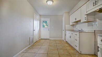 6750 NE 7th St in Ocala, FL - Building Photo - Building Photo