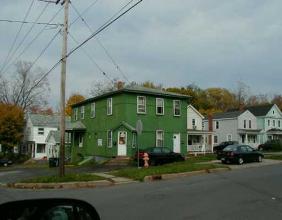 141 Schuyler St in Oswego, NY - Building Photo