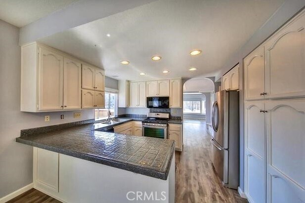 202 10th St in Huntington Beach, CA - Building Photo - Building Photo