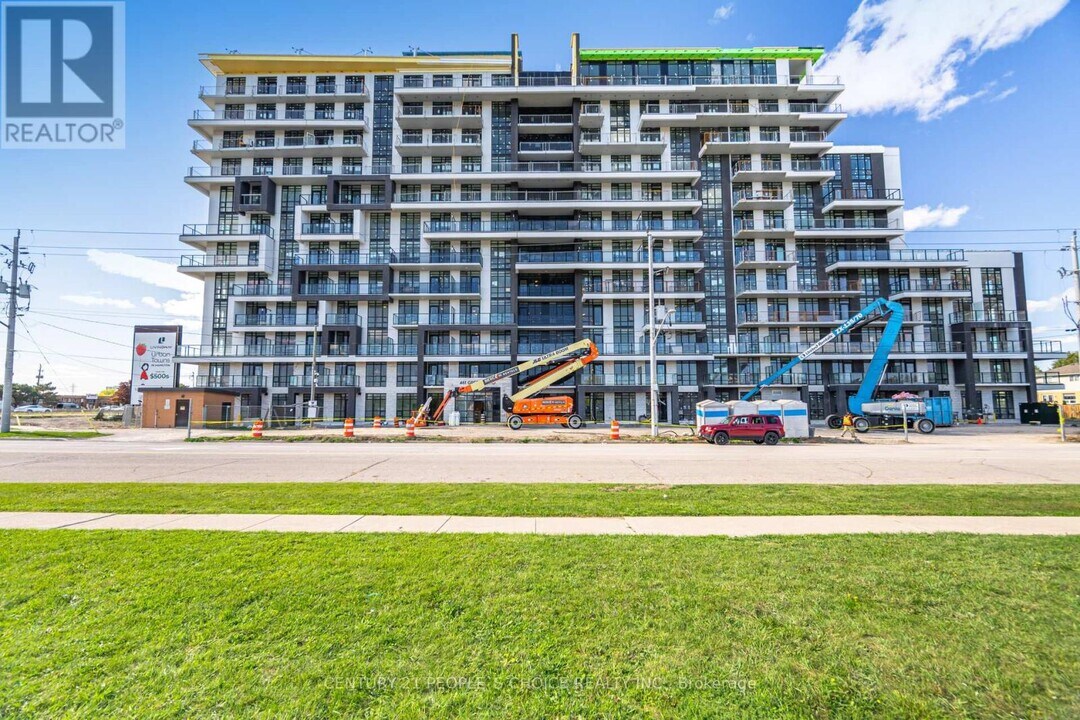 461 Green Rd in Hamilton, ON - Building Photo