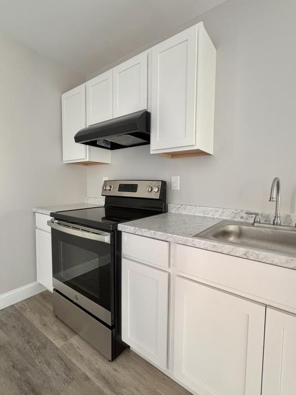 property at 48 Knox St