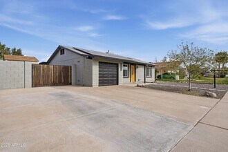 1504 W Marlboro Dr in Chandler, AZ - Building Photo - Building Photo