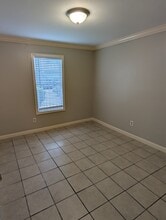 7200 Clarewood Dr in Houston, TX - Building Photo - Building Photo