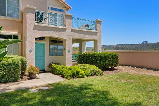 12650 Springbrook Dr in San Diego, CA - Building Photo - Building Photo