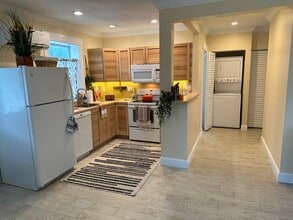 112 Parker Dr in Islamorada, FL - Building Photo - Building Photo