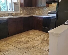 652 Inca Pky in Boulder, CO - Foto de edificio - Building Photo