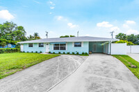 9531 Birdwood St in Palm Beach Gardens, FL - Building Photo - Building Photo