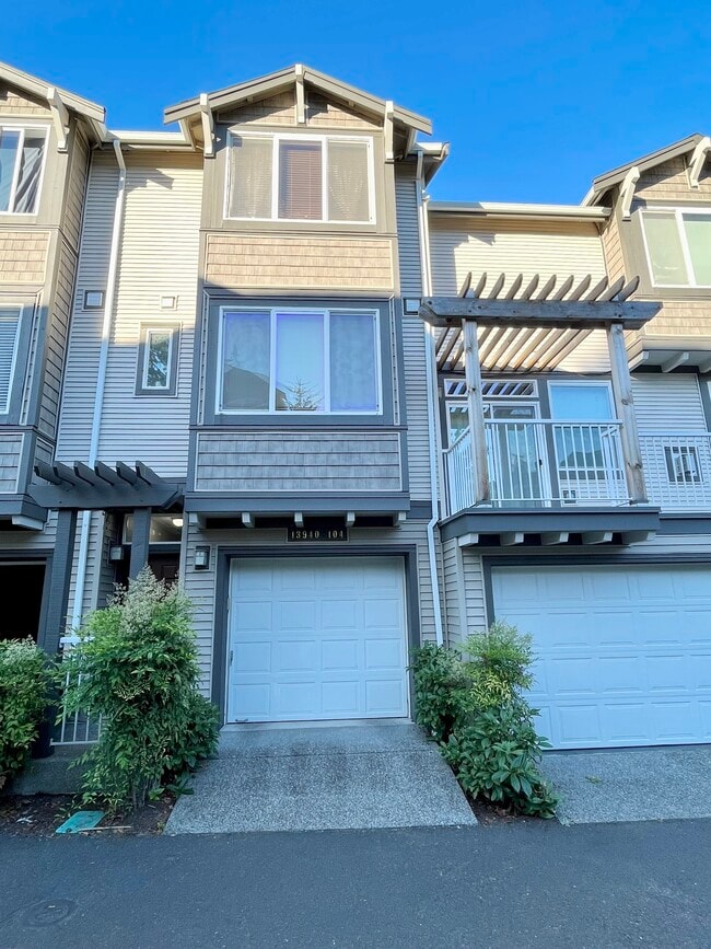 property at 13940 SW Scholls Ferry Rd