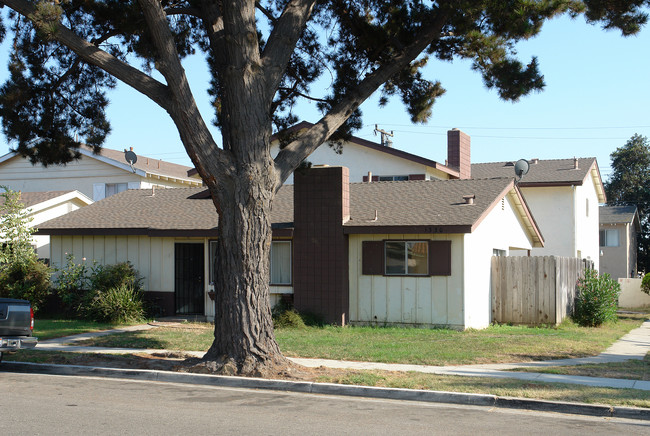 1330 Glenwood Dr in Oxnard, CA - Building Photo - Building Photo