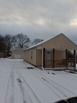 920 Louis St in Miamisburg, OH - Building Photo