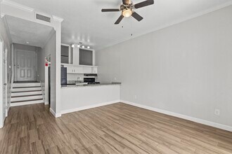 7820 Seawall Blvd in Galveston, TX - Building Photo - Building Photo