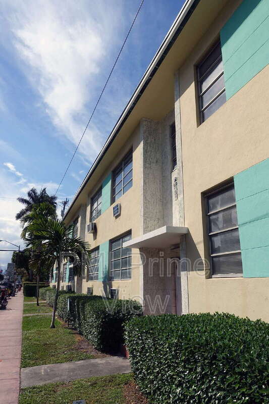 905 16th St in Miami Beach, FL - Building Photo - Building Photo