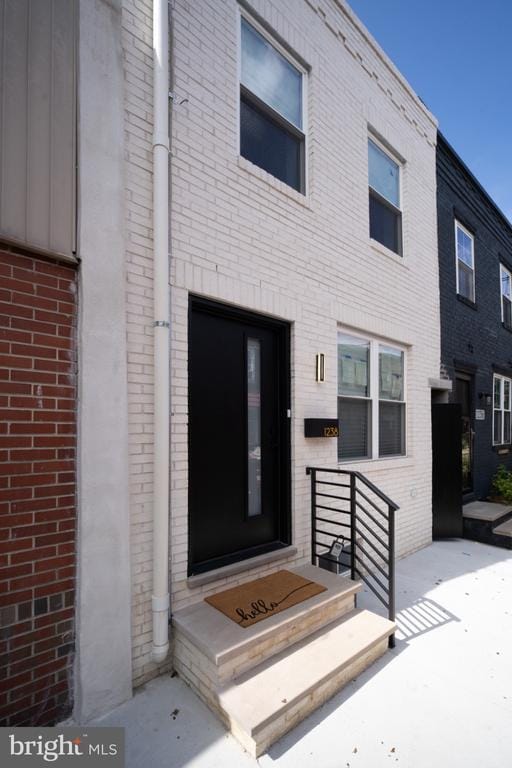 property at 1238 S Warnock St