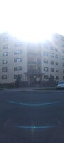 25 Grand Ave, Unit 5th floor unit in Hackensack, NJ - Building Photo
