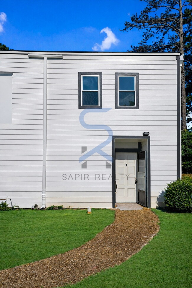 2734 Penwood Pl in Lithonia, GA - Building Photo - Building Photo