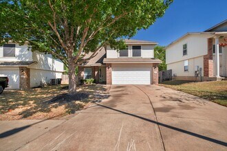808 Flatters Way in Pflugerville, TX - Building Photo - Building Photo