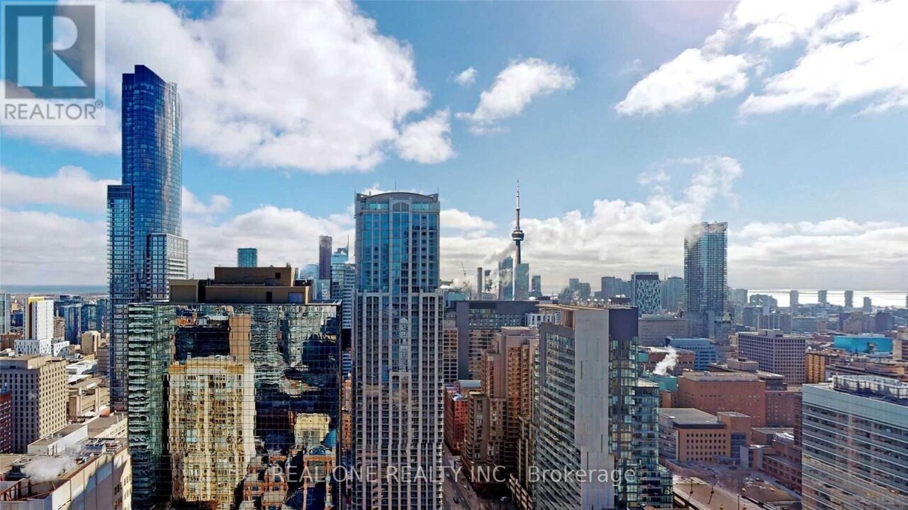 38-4538 Grenville St in Toronto, ON - Building Photo