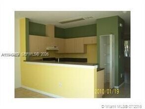 12040 SW 268th St in Homestead, FL - Building Photo - Building Photo