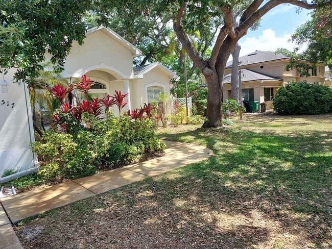 3517 W Wisconsin Ave in Tampa, FL - Building Photo - Building Photo