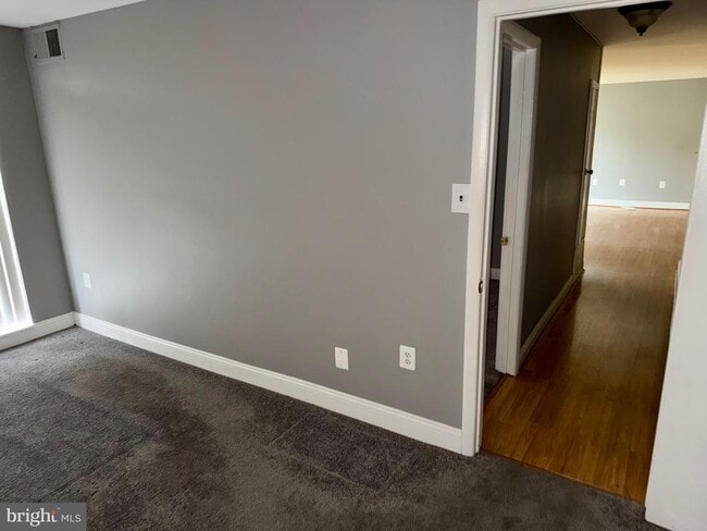 5215 Newton St in Bladensburg, MD - Building Photo - Building Photo