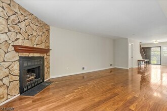 83 Patriots Rd in Morris Plains, NJ - Building Photo - Building Photo