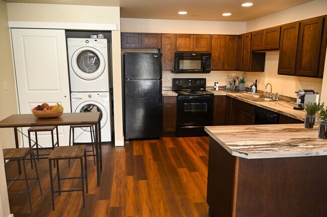 2 Bed 2 Bath Baxter Springs Condo in Bozeman, MT - Building Photo - Building Photo