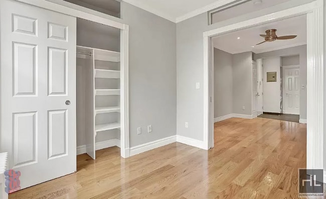 279 E 10th St in New York, NY - Building Photo - Building Photo