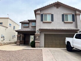 476 Gold Crown Rd in El Paso, TX - Building Photo