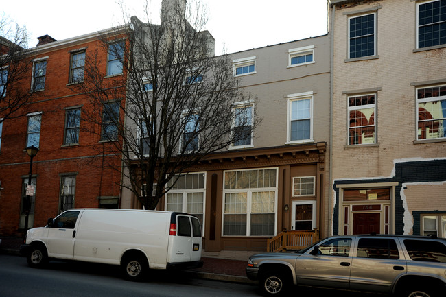 160 Locust St in Columbia, PA - Building Photo - Building Photo