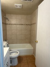 928 San Pedro Dr SE in Albuquerque, NM - Building Photo - Building Photo