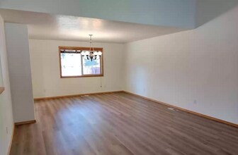 19934 Antler Point Dr in Bend, OR - Building Photo - Building Photo