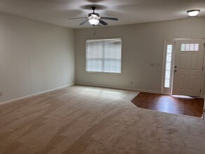 6187 Neuse Wood Dr in Raleigh, NC - Building Photo - Building Photo