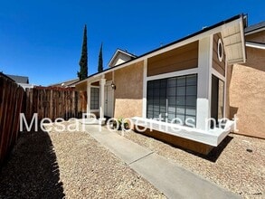 12346 Mt Baldy Dr in Victorville, CA - Building Photo - Building Photo