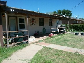 1104 Leo Dr in Portales, NM - Building Photo - Building Photo