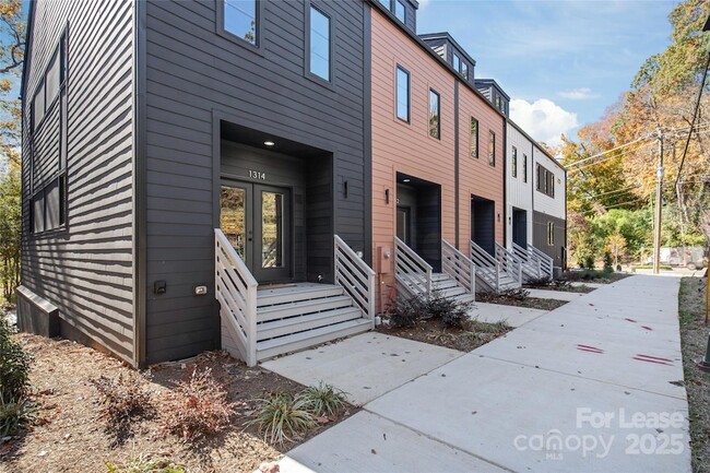 property at 1314 Carolyn Dr