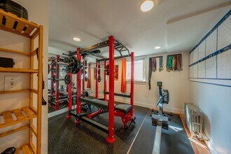 77 Columbus Ave, Unit 1 in Somerville, MA - Building Photo - Building Photo