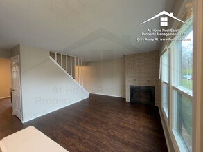 1822 Springdale Ct in Mexico, MO - Building Photo - Building Photo