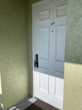 1141 Calamondin Terrace in Delray Beach, FL - Building Photo - Building Photo