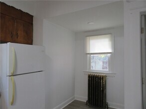 17 Myrtle St in Rochester, NY - Building Photo - Building Photo
