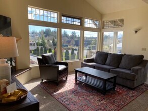 325 C St, Unit 355A in Friday Harbor, WA - Building Photo - Building Photo
