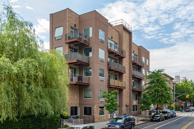 109 Winthrop St in Brooklyn, NY - Foto de edificio - Building Photo