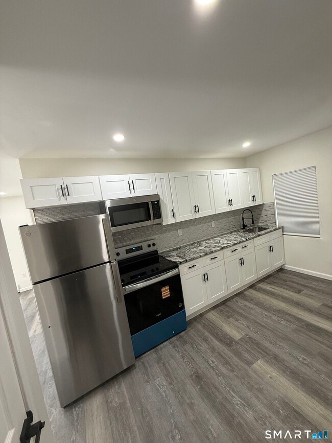 38 New Haven Ave in Derby, CT - Building Photo - Building Photo