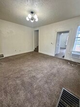 2325 McKinley Ave in Davenport, IA - Building Photo - Building Photo