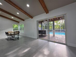 7761 NW 4th St, Unit 09-106 in Plantation, FL - Building Photo - Building Photo
