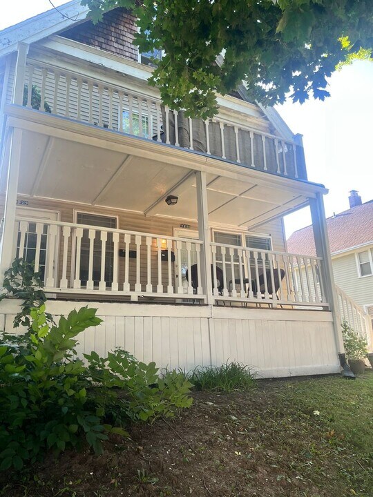 2630 N Bartlett Ave in Milwaukee, WI - Building Photo