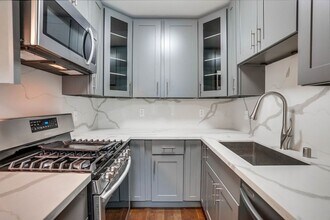 920 Enterprise Ave in Inglewood, CA - Building Photo - Building Photo