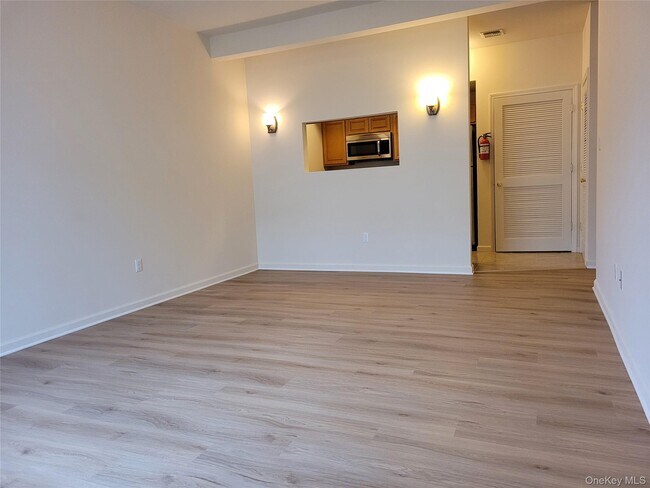 260 Ruth Ct in Middletown, NY - Building Photo - Building Photo